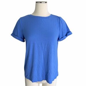 Green Envelope NWT Women’s Blue Short Sleeve Tee Size Small